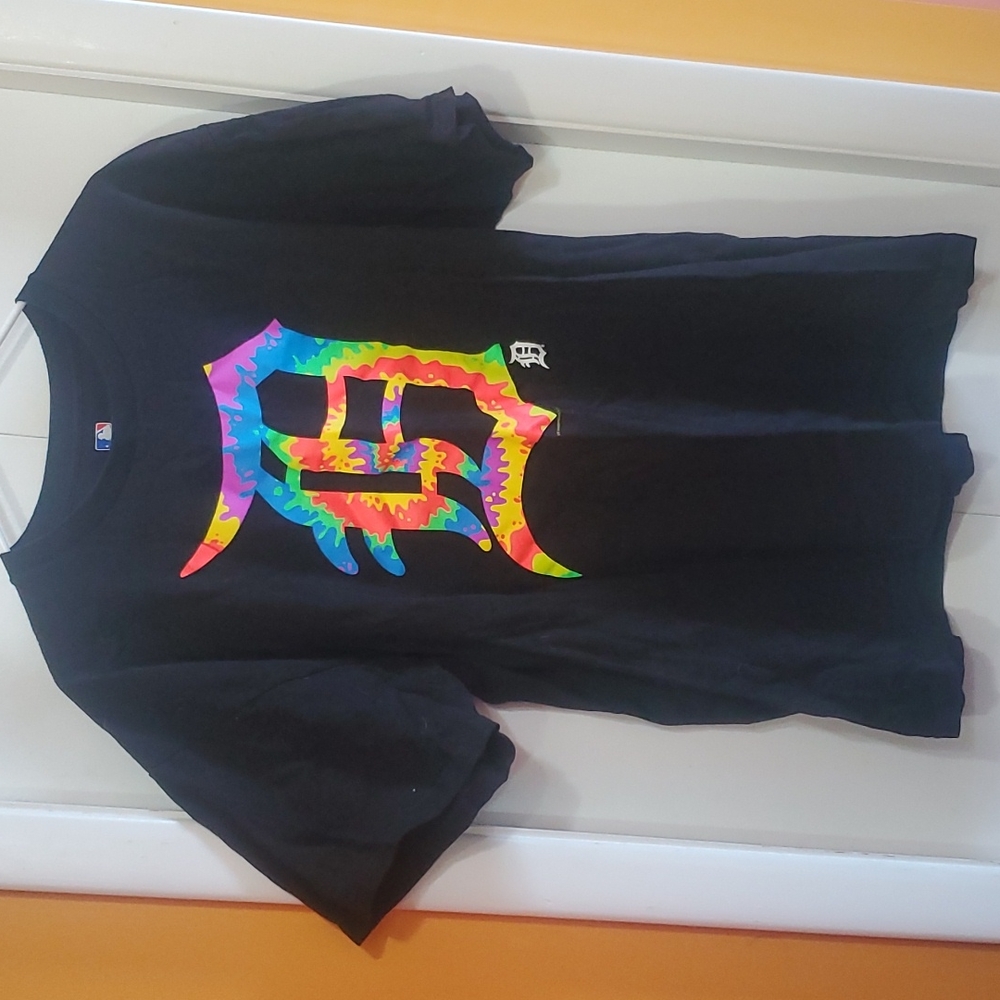 Detroit Baseball paint splatter D tee